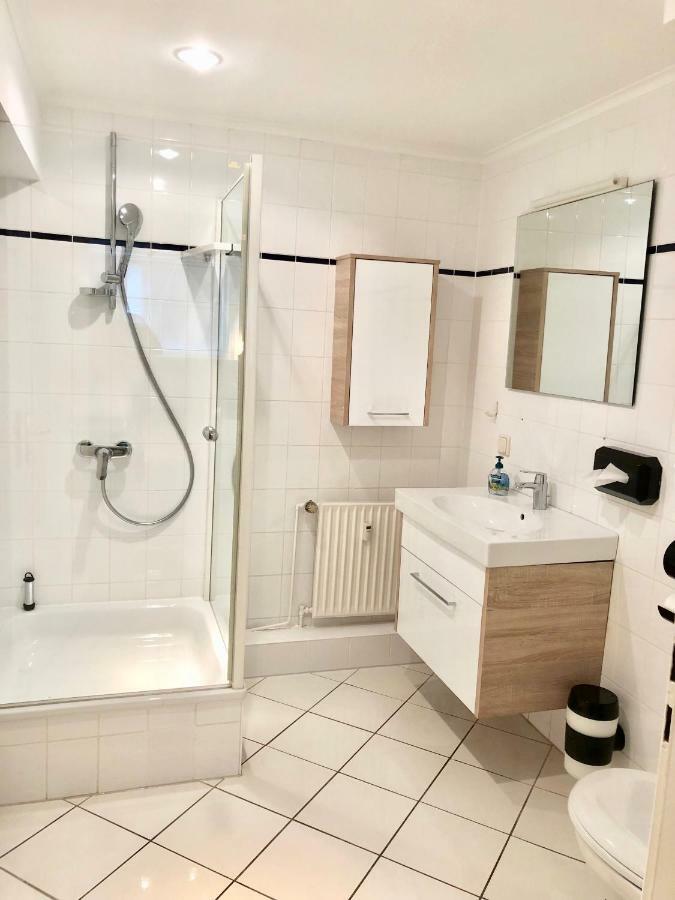 The Suites Alster Waterfront Family Apartments Amburgo Esterno foto